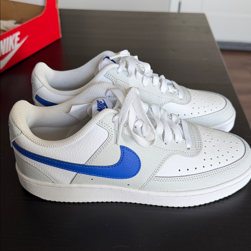 Nike Court Vision Low Women’s 8.5